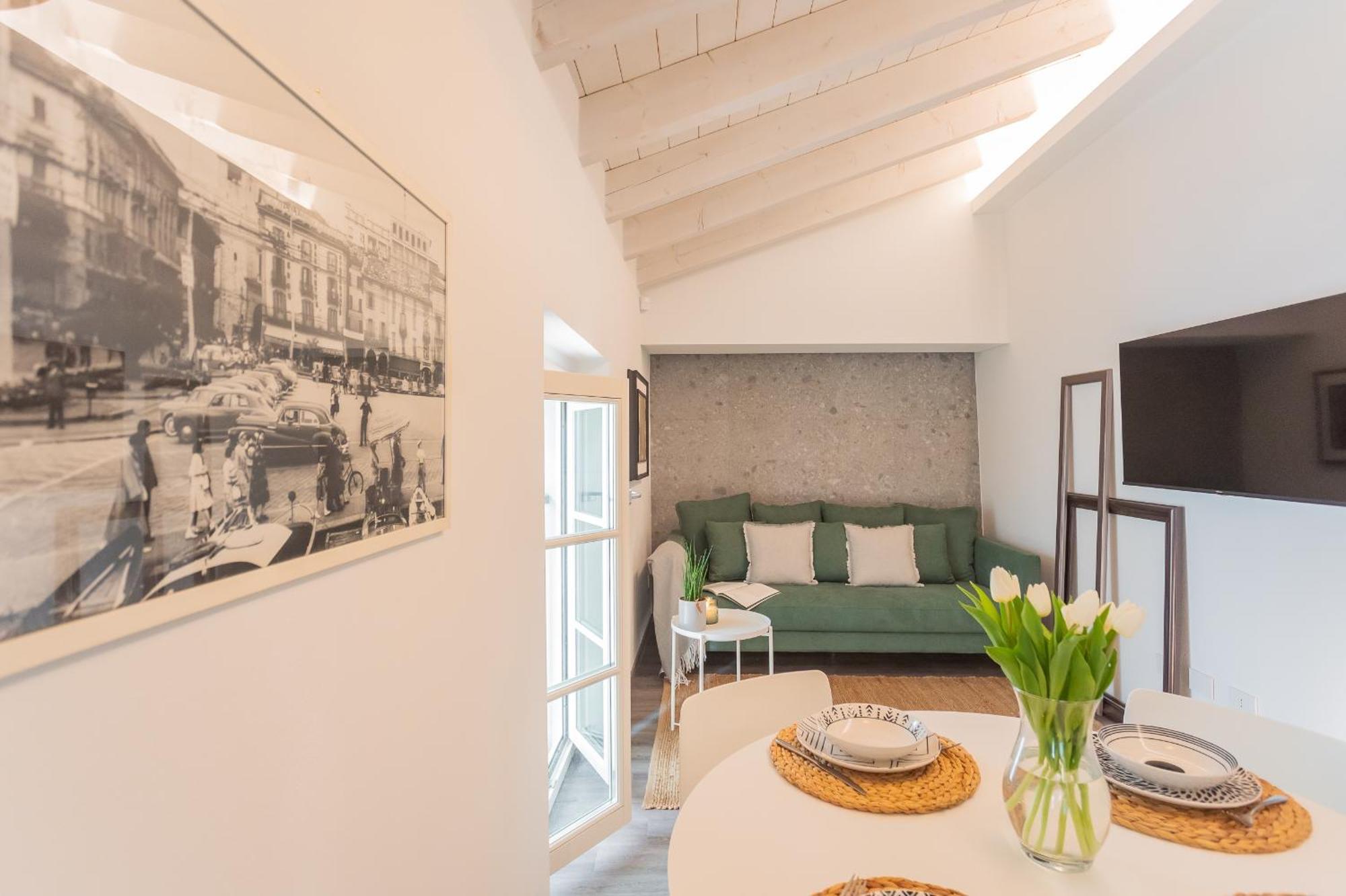 Muralto'S Nest By Rent All Комо Экстерьер фото